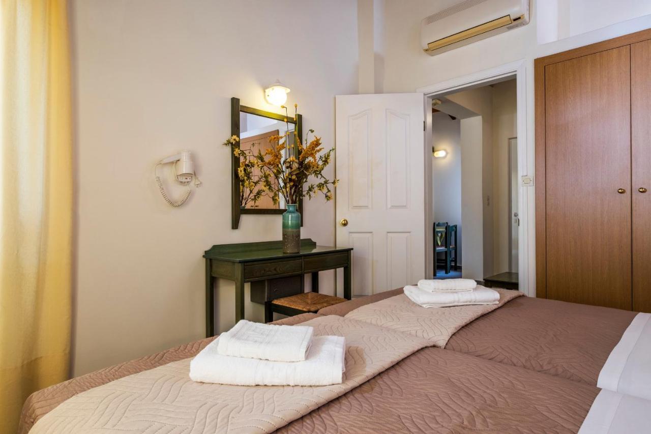 Theos Village Apartments Като-Дарацо Екстер'єр фото