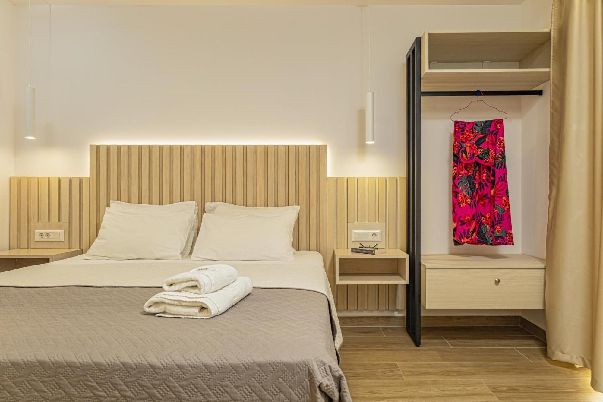 Theos Village Apartments Като-Дарацо Екстер'єр фото