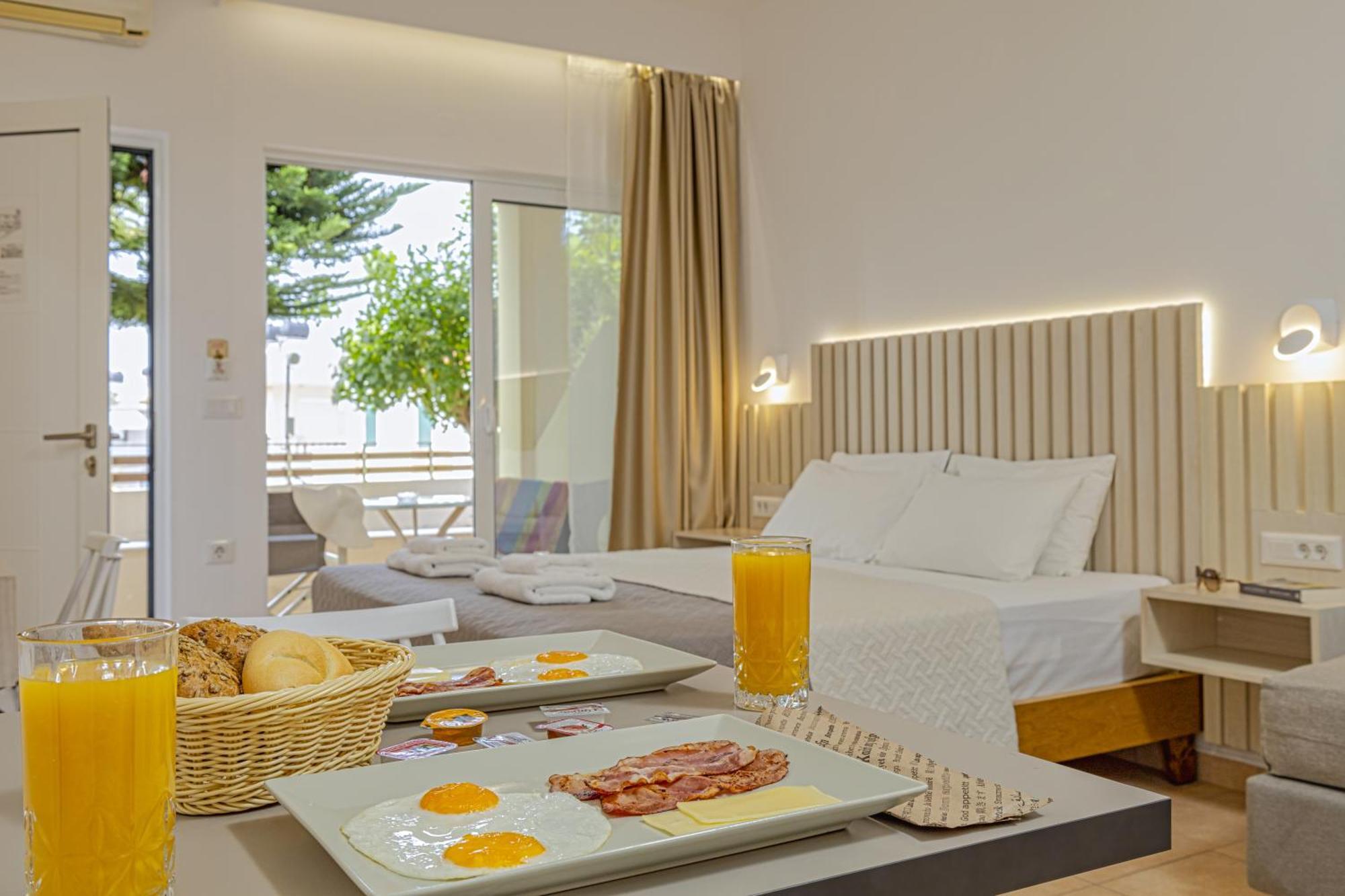 Theos Village Apartments Като-Дарацо Екстер'єр фото